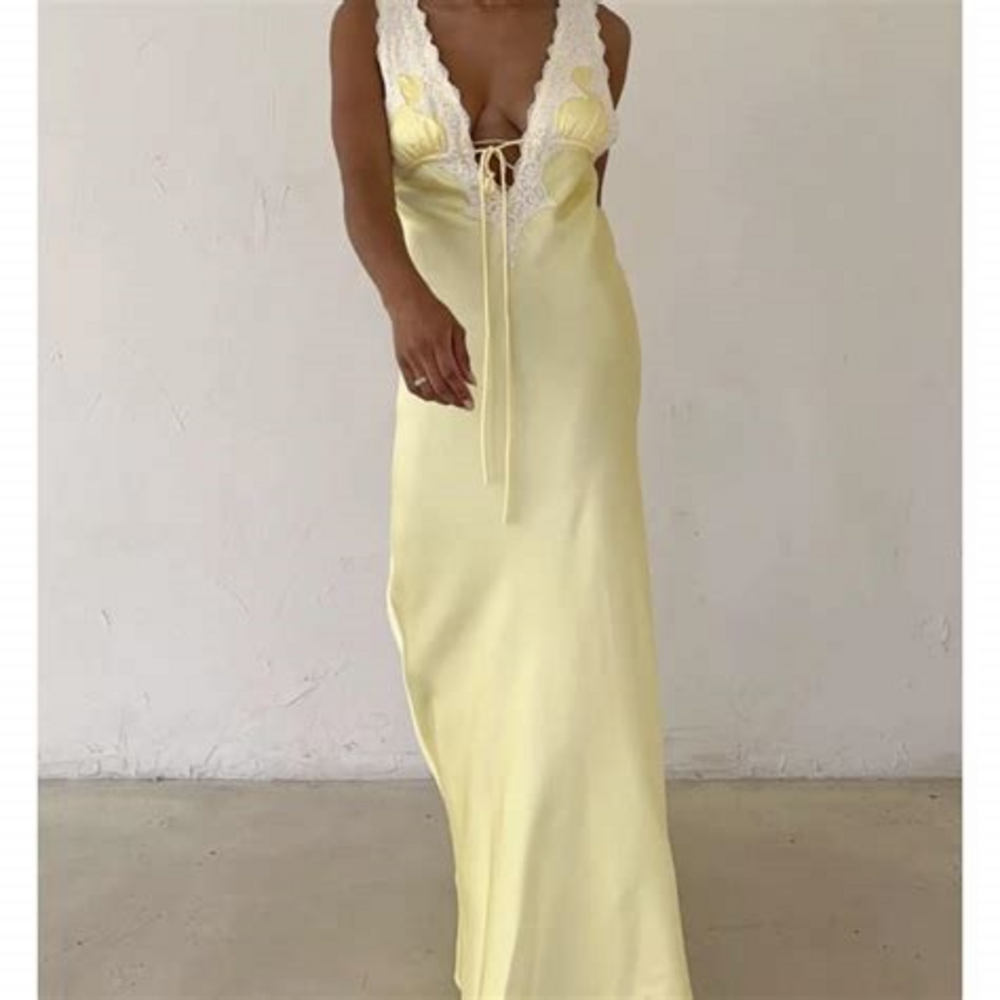 Rumored “Mod Mini” Dress in Yellow - Picture 4 of 4